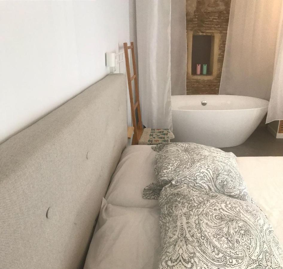 Suite Independiente De 45 M2 Con Banera En Pleno Casco Viejo Altea Exteriör bild